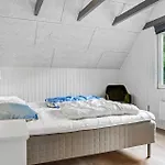 Vakantiehuis In With Sauna